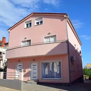 La Luna Apartment