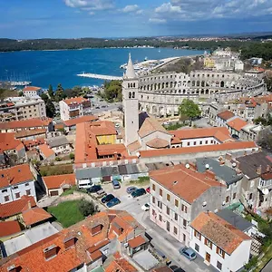 apartment-arena.in-istria.net/