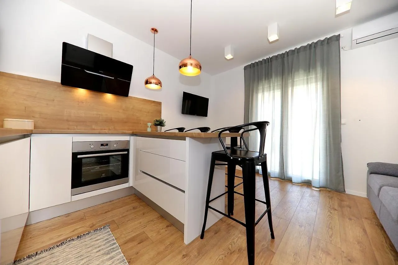 Apartments Meri-Puntamika Zadar
